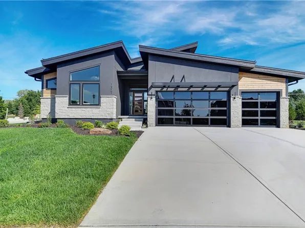 16061 Stearns St, Overland Park, KS 66221