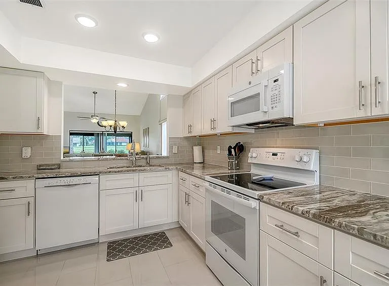 6281 Timberlake Dr #H6 — Photo 29