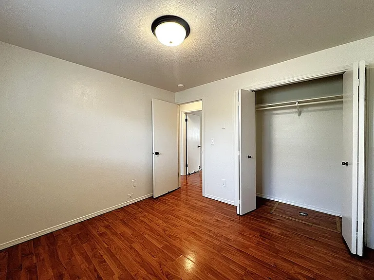 1318 S Michigan Ave — Photo 22