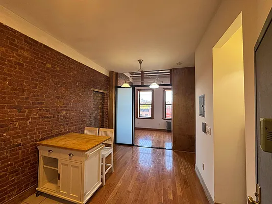 Rented by Mauro Bros Real Estate Services LLC | media 3