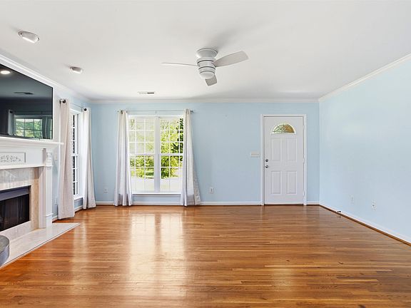 5th image of 5272 Rosemary Rd