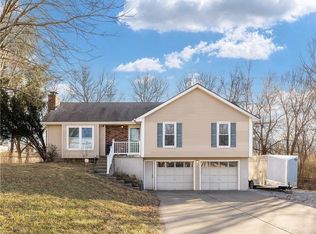 19 Woodson Ave, Camden Point, MO 64018
