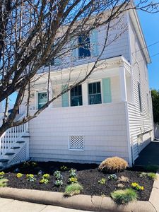 83 Chester Ave, Winthrop, MA, 02152