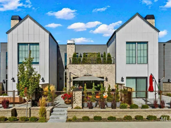 2480 W Iron Coop St, Eagle, ID 83616