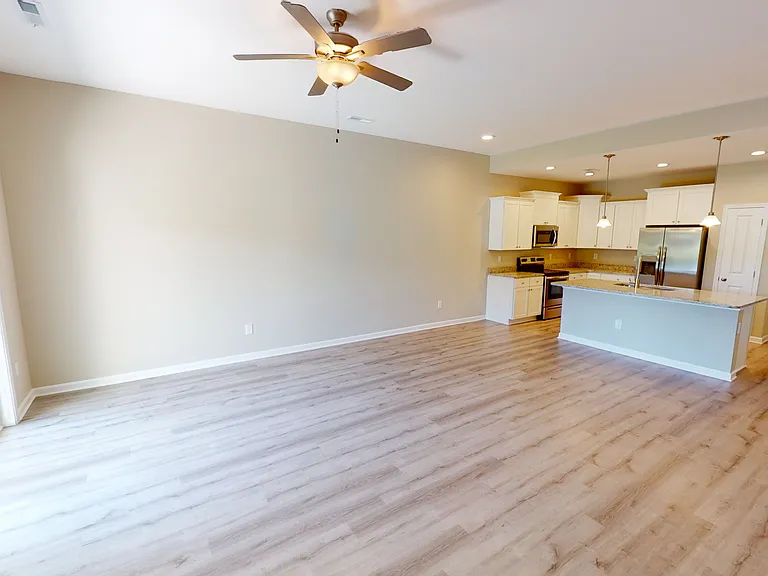 84 Racquet Club Dr — Photo 14