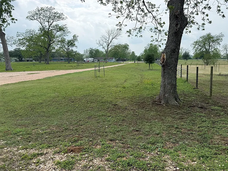 2426 County Road 231 — Photo 1