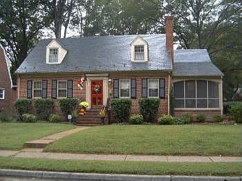 2nd image of 5120 Sylvan Rd