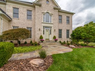 10401 Grey Fox Rd, Potomac, MD 20854