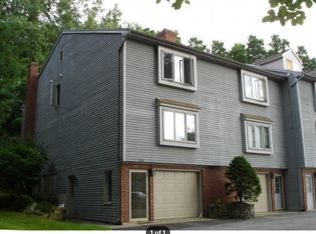 276 Locust Hl #B, Shelburne, VT 05482