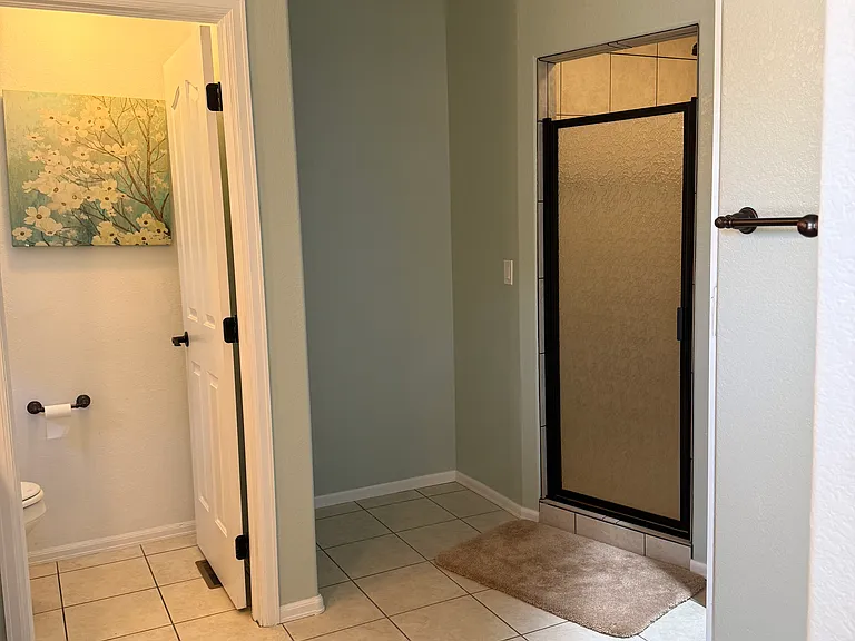 Oak Leaf Ct — Photo 13