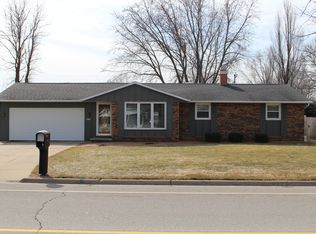 1589 Carole Ln, Green Bay, WI 54313