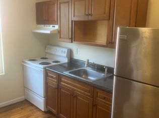 116 Hawthorne Ave APT 2R, Newark, NJ 07112