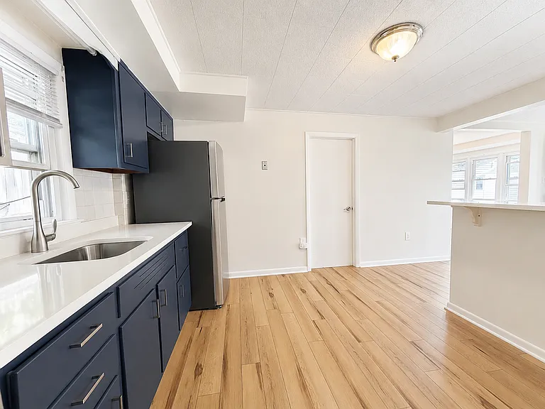 102 Spruce St #A — Photo 9