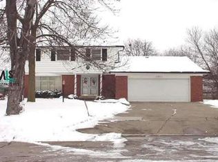 28395 Shenandoah St, Southfield, MI