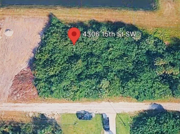 4306 15th St SW, Lehigh Acres, FL 33976