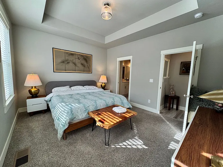2740 Ordway Ave — Photo 37