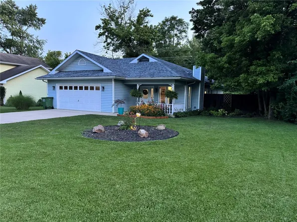 1108 Winchester Dr, Rolla, MO 65401