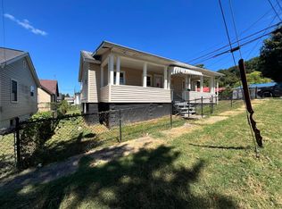 3315 33rd St, Nitro, WV 25143