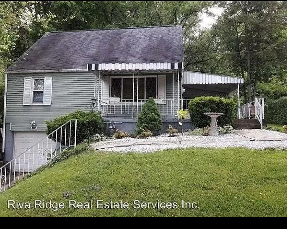 6224 Pleasant St photo 1