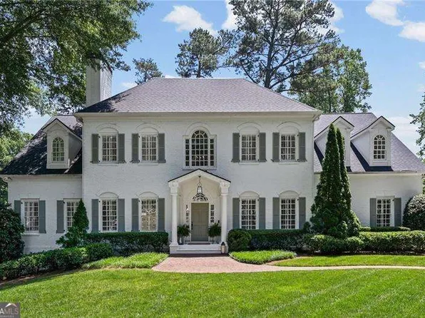 4371 Club Dr NE, Atlanta, GA 30319