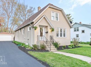 321 S River Rd, Algonquin, IL 60102