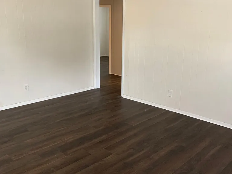 302 Forestview St — Photo 9