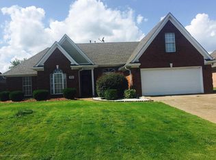 8915 Shellflower Dr, Southaven, MS 38671