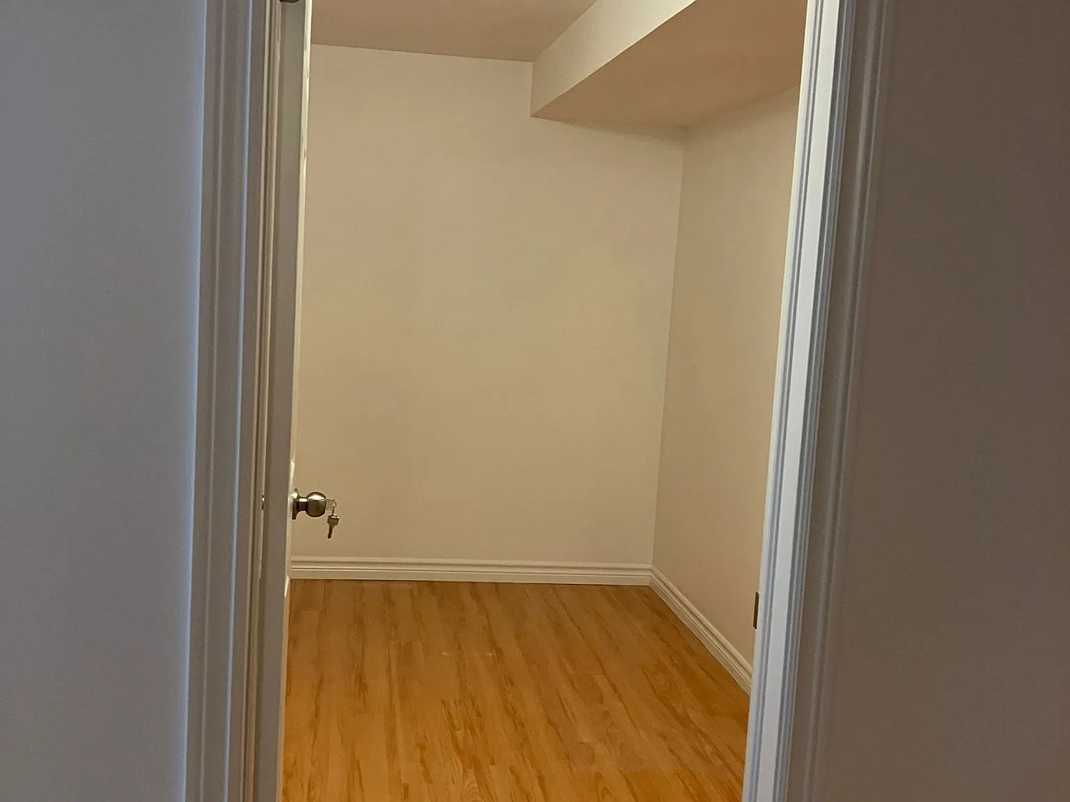 1 bed, $800 — Photo 2