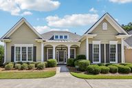 Macland Square Dr-S1007-001.jpg