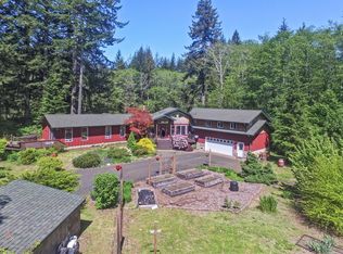 8098 Yachats River Rd, Yachats, OR 97498