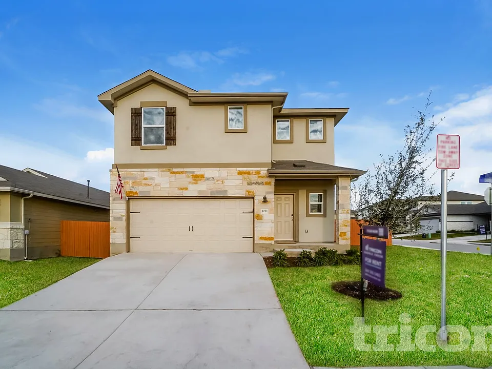 5221 Saddle Club Dr