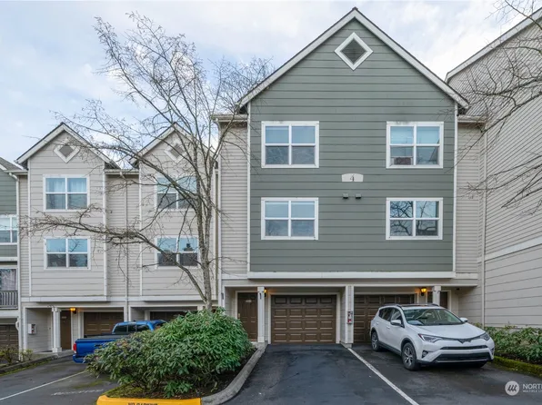 3116 164th Street SW #405, Lynnwood, WA 98087