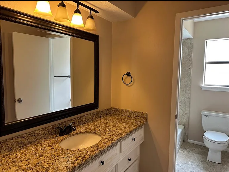17406 Spicewood Springs Ln #17406 — Photo 30