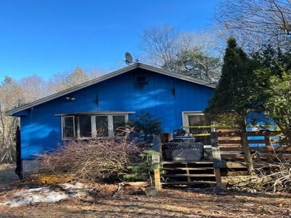 360 Farmington Road, Milton, NH 03851