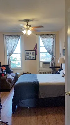 Rented by MCR Realty | media 11