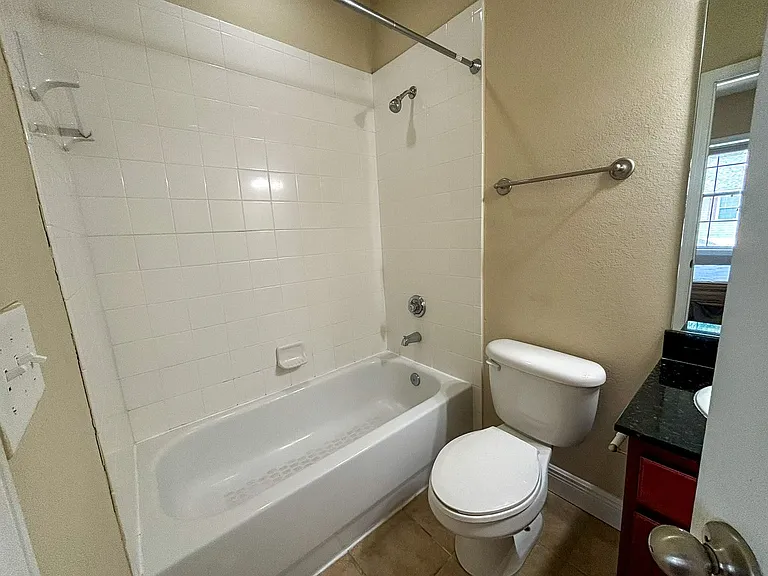 2954 SW 35th Pl #60 — Photo 25
