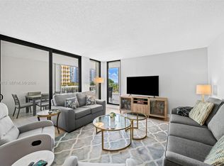 Emerald Tower, Pompano Beach, FL 33062