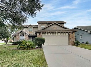 1904 Paddock Dr, Plant City, FL 33566