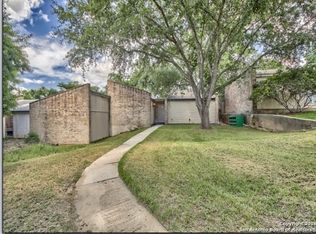 12107 Wright Patterson St, Live Oak, TX 78233