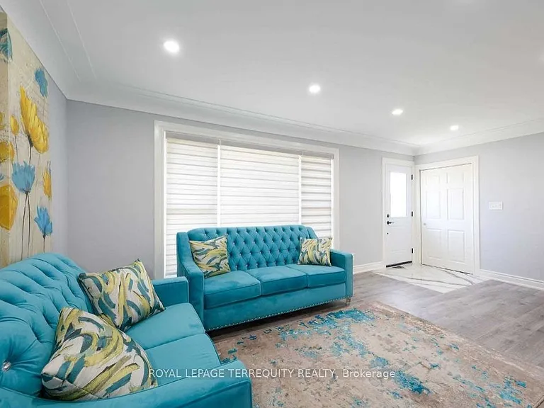 6950 Richmond Cres #MAIN FLOOR — Photo 7