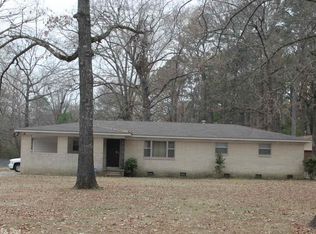 26 Valley Dr, Little Rock, AR 72209