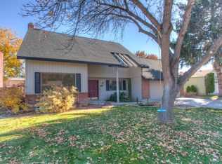 5660 N Kriscliffe Ct, Boise, ID 83704