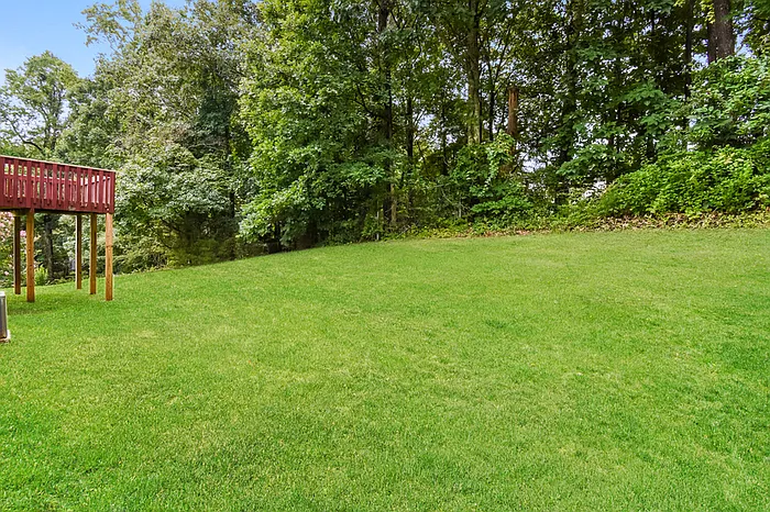5975 Wellborn Trl — Photo 16