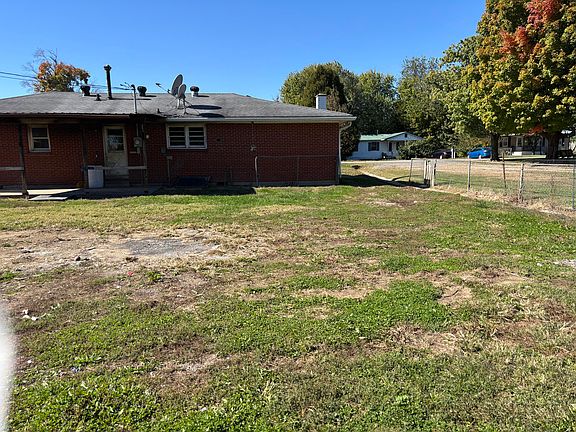 3rd image of 116 Spring Valley Rd