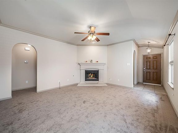 3rd image of 12160 Walden Wood Dr