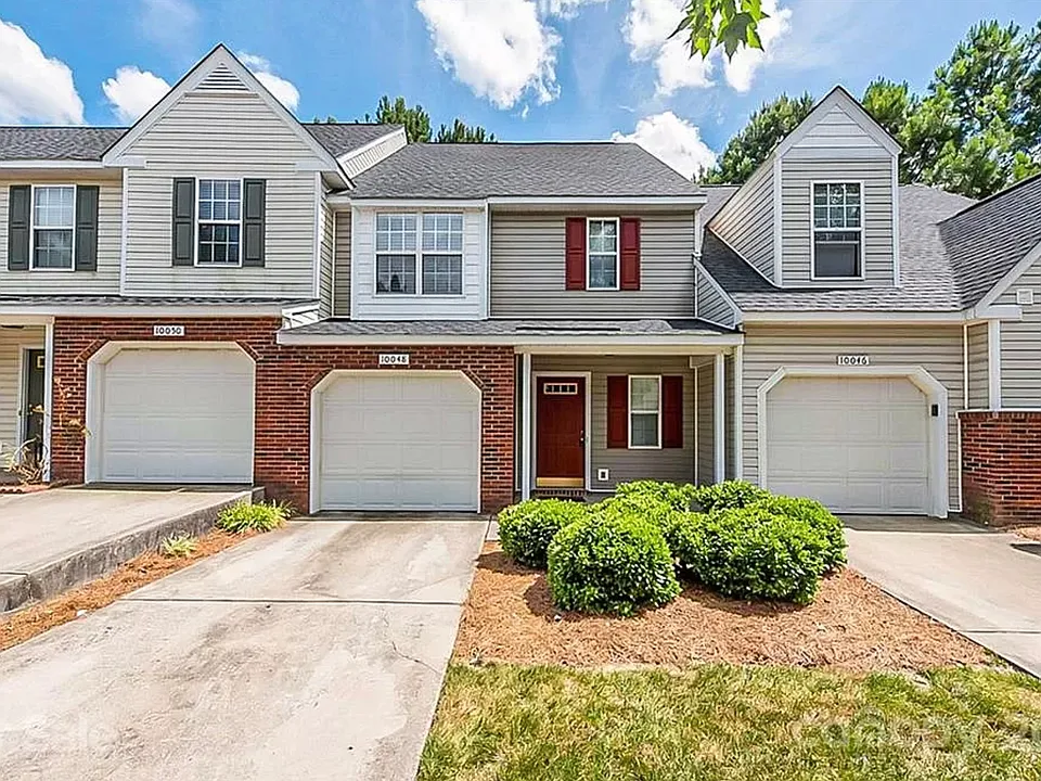 10048 University Park Ln