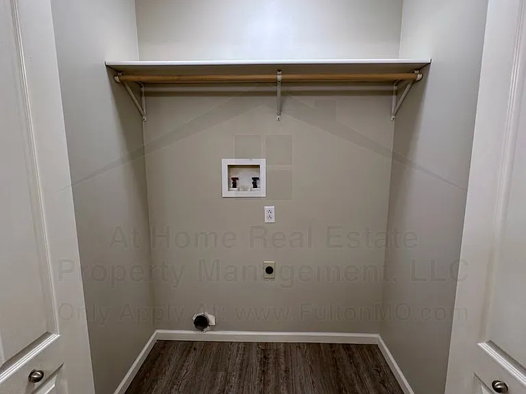 1002 Cote Sans Dessein Rd — Photo 20