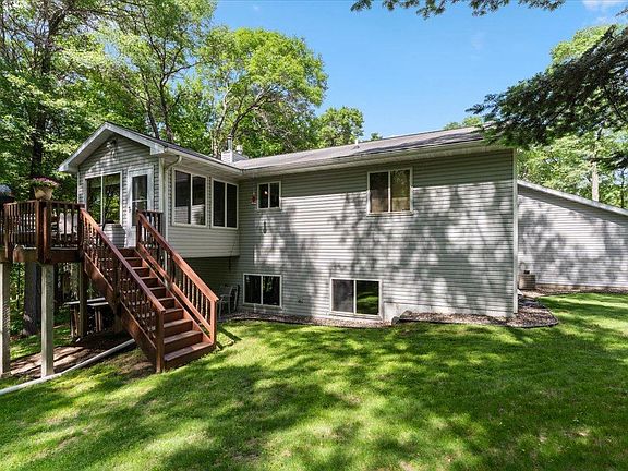 2nd image of 11815 Maplewood Dr
