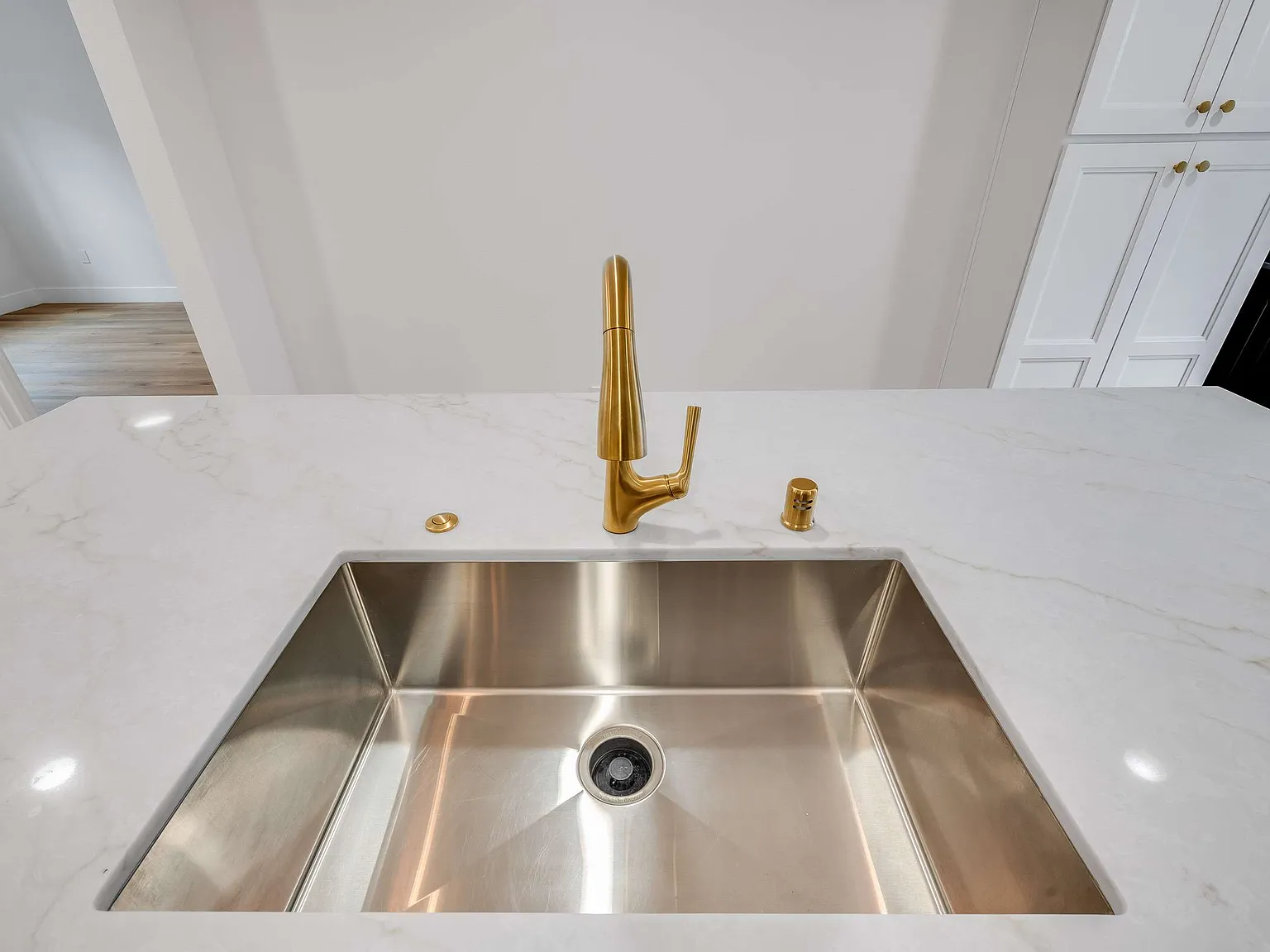 5402 Briercrest Ave — Photo 4