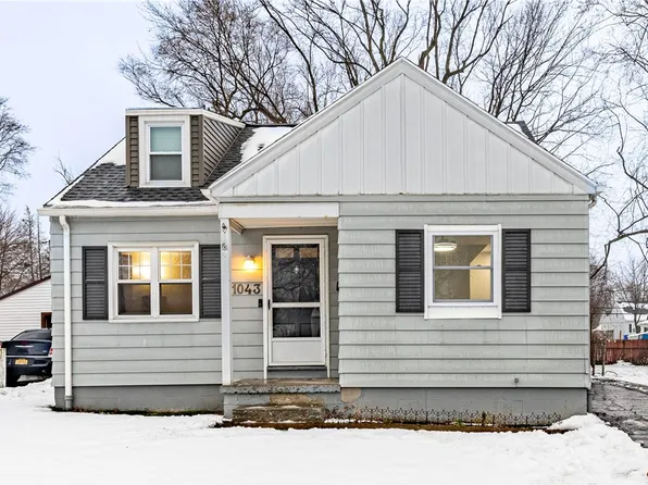 1043 Britton Rd, Rochester, NY 14616